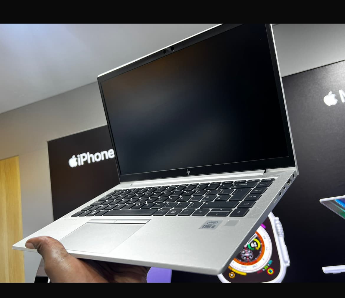 HP 2021 EliteBook 830 G7 – Sleek, Secure &amp; Powerful!