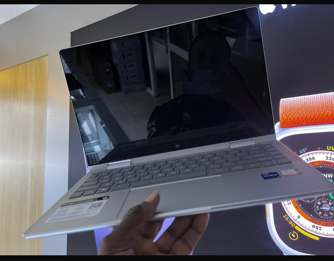 HP Envy x360 14 (14-es0033dx) – The Ultimate 2-in-1 Powerhouse! 2