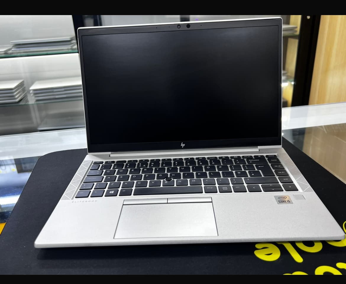 HP 2021 EliteBook 830 G7 – Sleek, Secure & Powerful! 2
